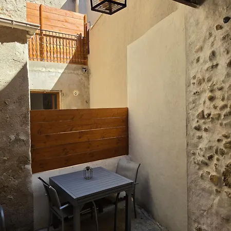 De Charme Avec Cour Au Calme Apartman Gignac